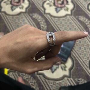 Elegant Silver Women's Ring